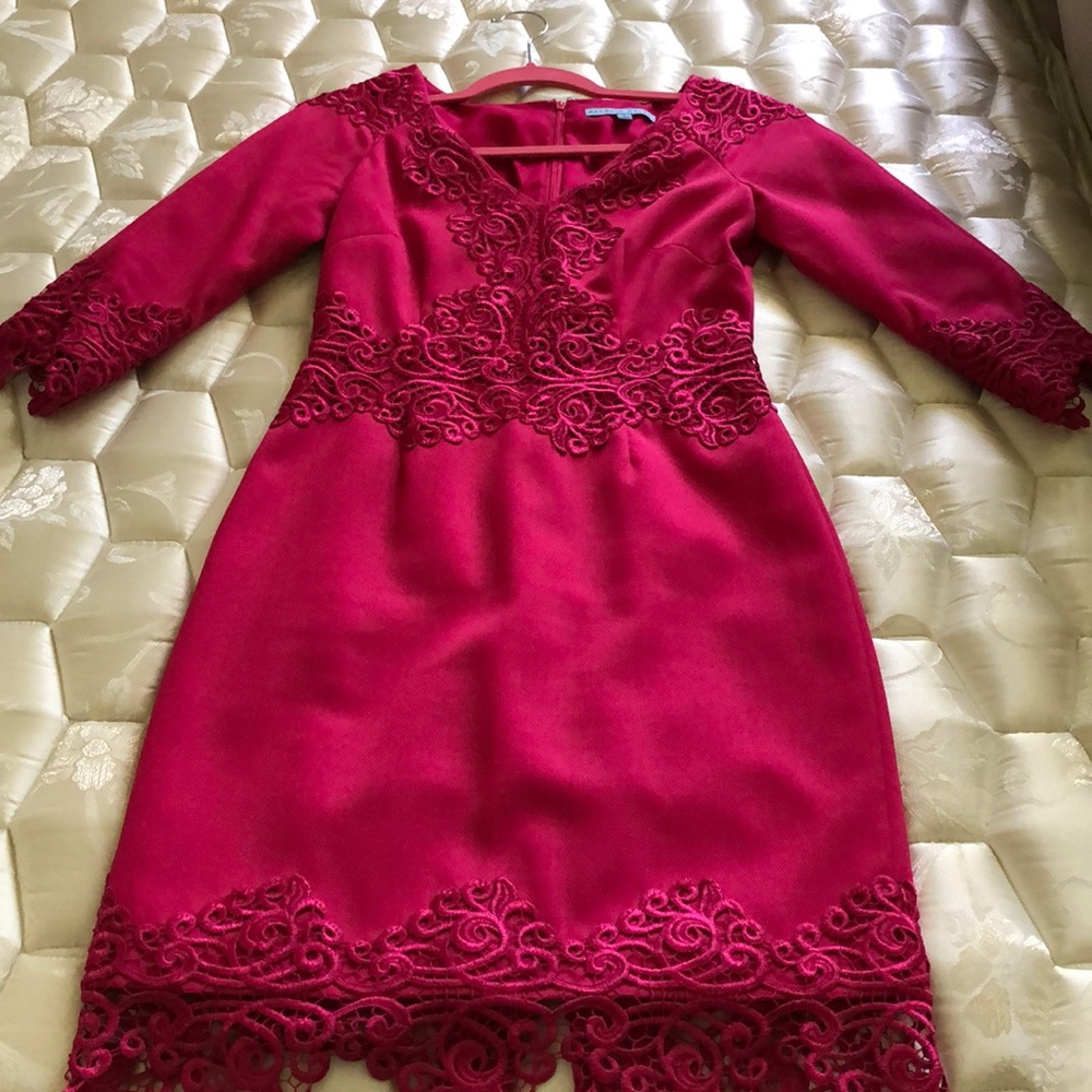 Pretty fuchsia dress!!